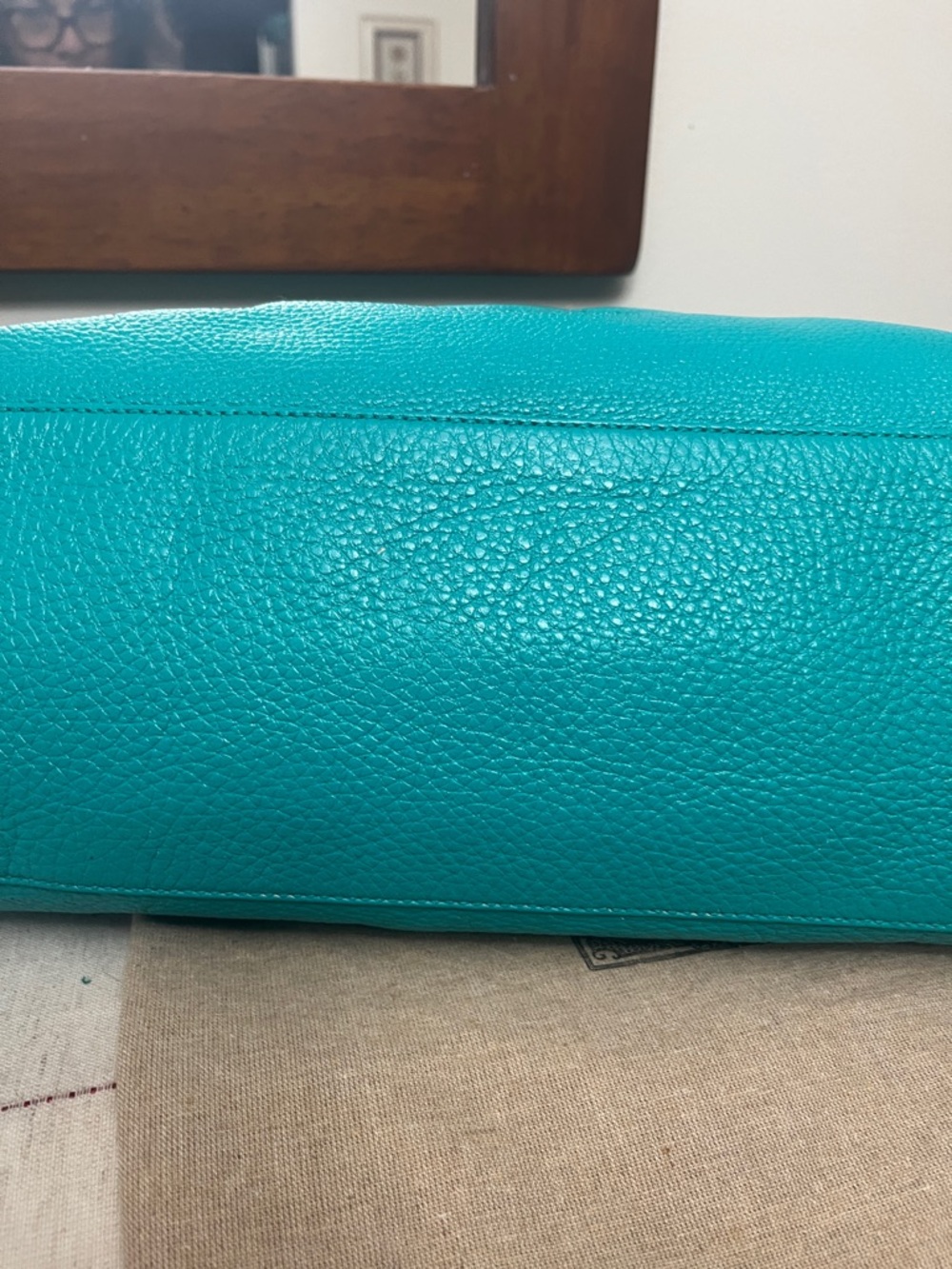Gucci Turquoise Soho Leather Shoulder Bag with Tassel Accent - Picture 9 of 14